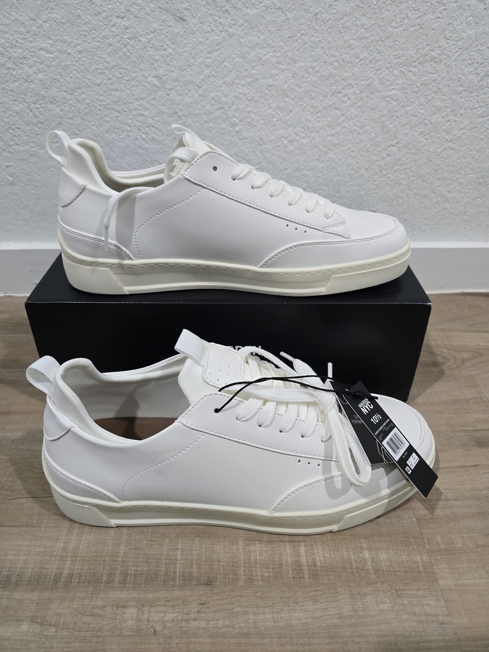 Men's Madden NYC White Low-Top Sneakers